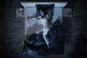 Understanding Causes and Treatment Options for Night Sweats 1
